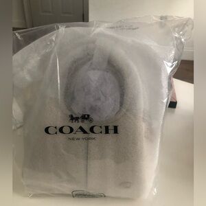 Coach Lana Shoulder bag 19